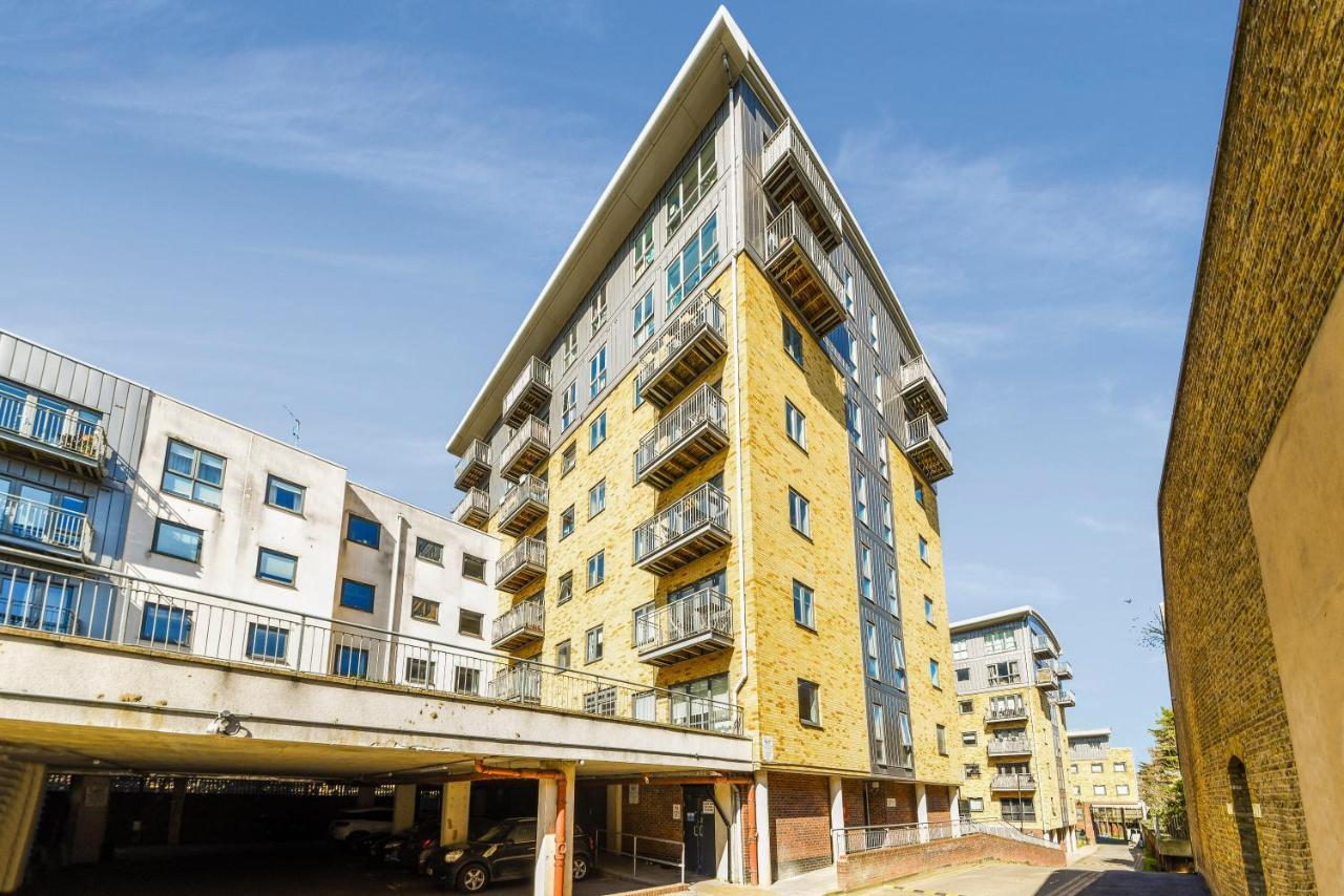Luxe 1 Bed Flat 5 Mins To Stratford - Free Parking Apartamento *